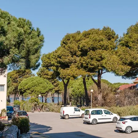 Apartment T2 Avec Piscine A - Proche Et Commerces - Fr-1-409a-14 Gruissan