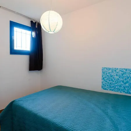 Apartment T2 Avec Piscine A - Proche Et Commerces - Fr-1-409a-14 *